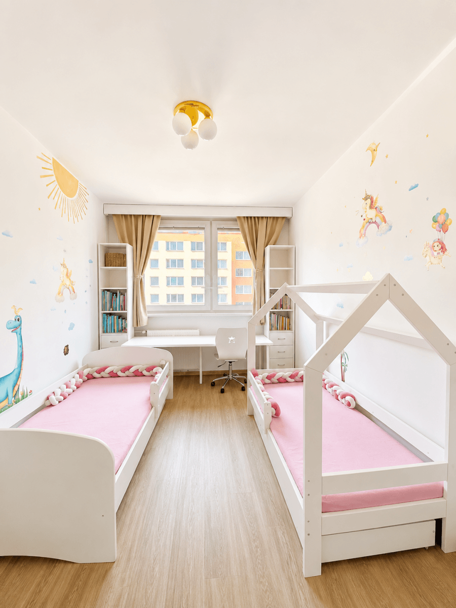 Predaj bytu 4-izbový 89 m², Česká, Zlín, Zlínský kraj Predaj bytu 4-izbový 89 m², Česká, Zlín, Zlínský kraj