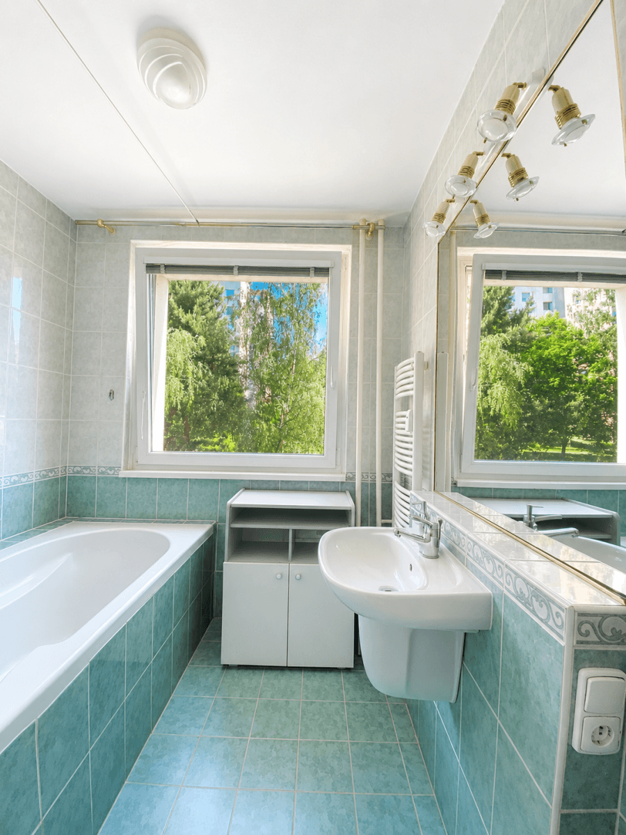 Predaj bytu 4-izbový 89 m², Česká, Zlín, Zlínský kraj Predaj bytu 4-izbový 89 m², Česká, Zlín, Zlínský kraj