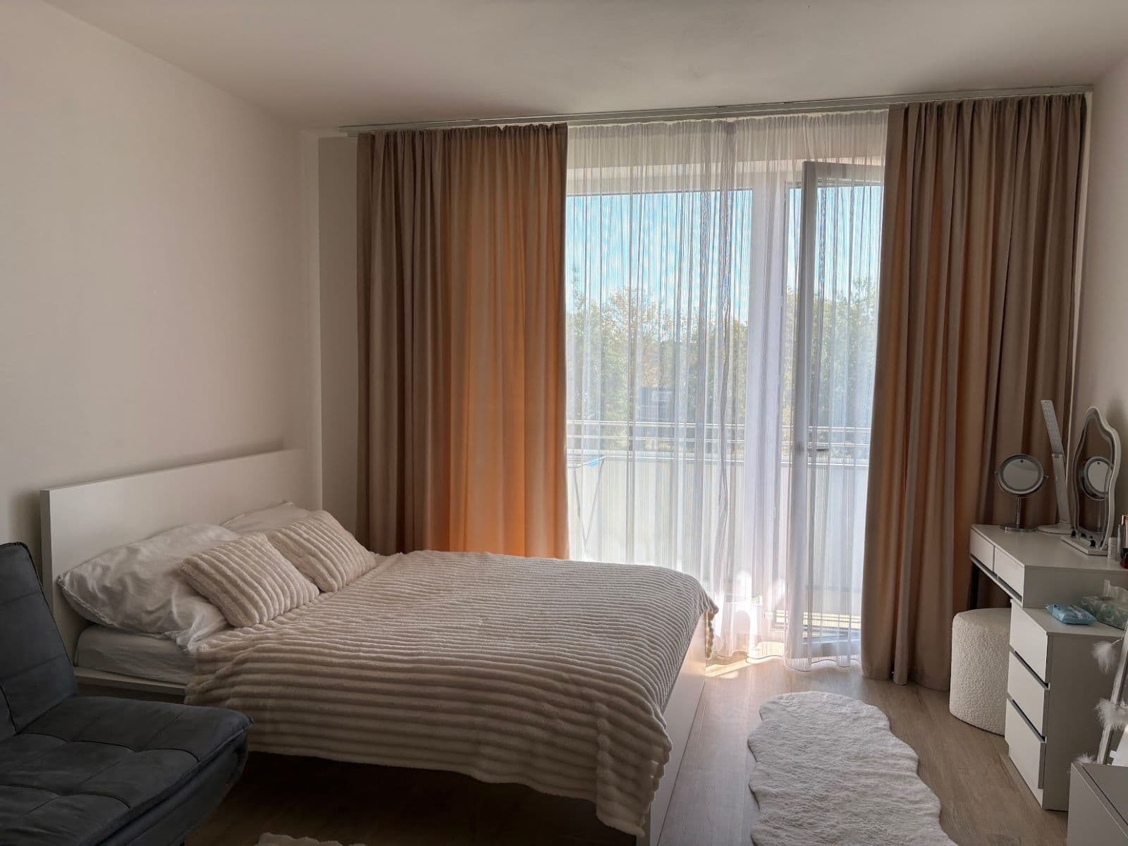 Prenájom bytu 1-izbový 53 m², Sokolova, Brno, Jihomoravský kraj Prenájom bytu 1-izbový 53 m², Sokolova, Brno, Jihomoravský kraj