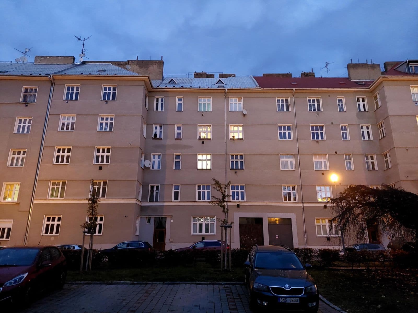 Prenájom bytu 1-izbový 45 m², Šmeralova, Olomouc, Olomoucký kraj Prenájom bytu 1-izbový 45 m², Šmeralova, Olomouc, Olomoucký kraj
