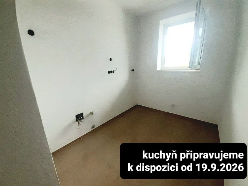 Prenájom bytu 4-izbový 150 m², Na Zlaté stoce, České Budějovice, Jihočeský kraj Prenájom bytu 4-izbový 150 m², Na Zlaté stoce, České Budějovice, Jihočeský kraj