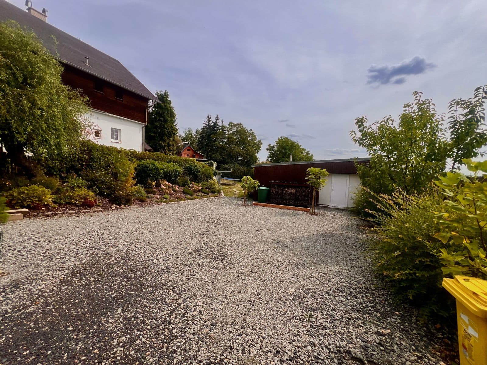 Predaj rekreačného objektu 145 m², pozemok 1.134 m², Hrob, Ústecký kraj Predaj rekreačného objektu 145 m², pozemok 1.134 m², Hrob, Ústecký kraj