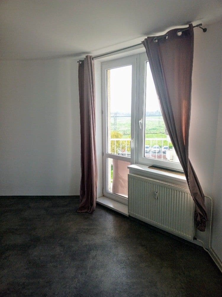 Predaj bytu 1-izbový 44 m², Topolová, Olomouc, Olomoucký kraj Predaj bytu 1-izbový 44 m², Topolová, Olomouc, Olomoucký kraj