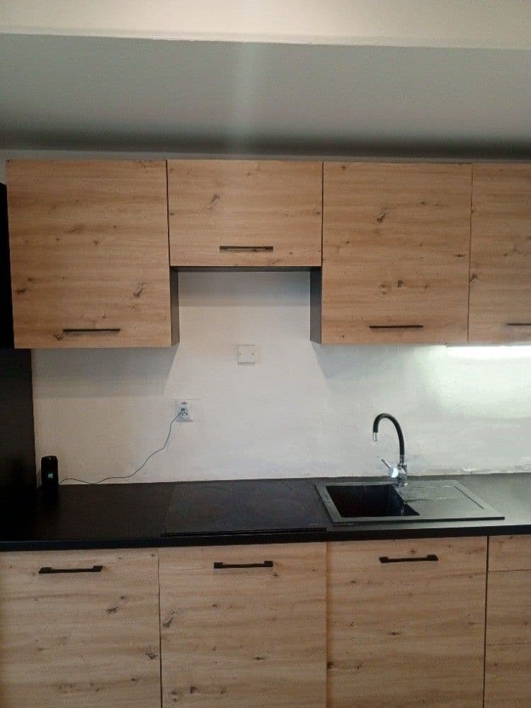 Predaj bytu 1-izbový 44 m², Topolová, Olomouc, Olomoucký kraj Predaj bytu 1-izbový 44 m², Topolová, Olomouc, Olomoucký kraj