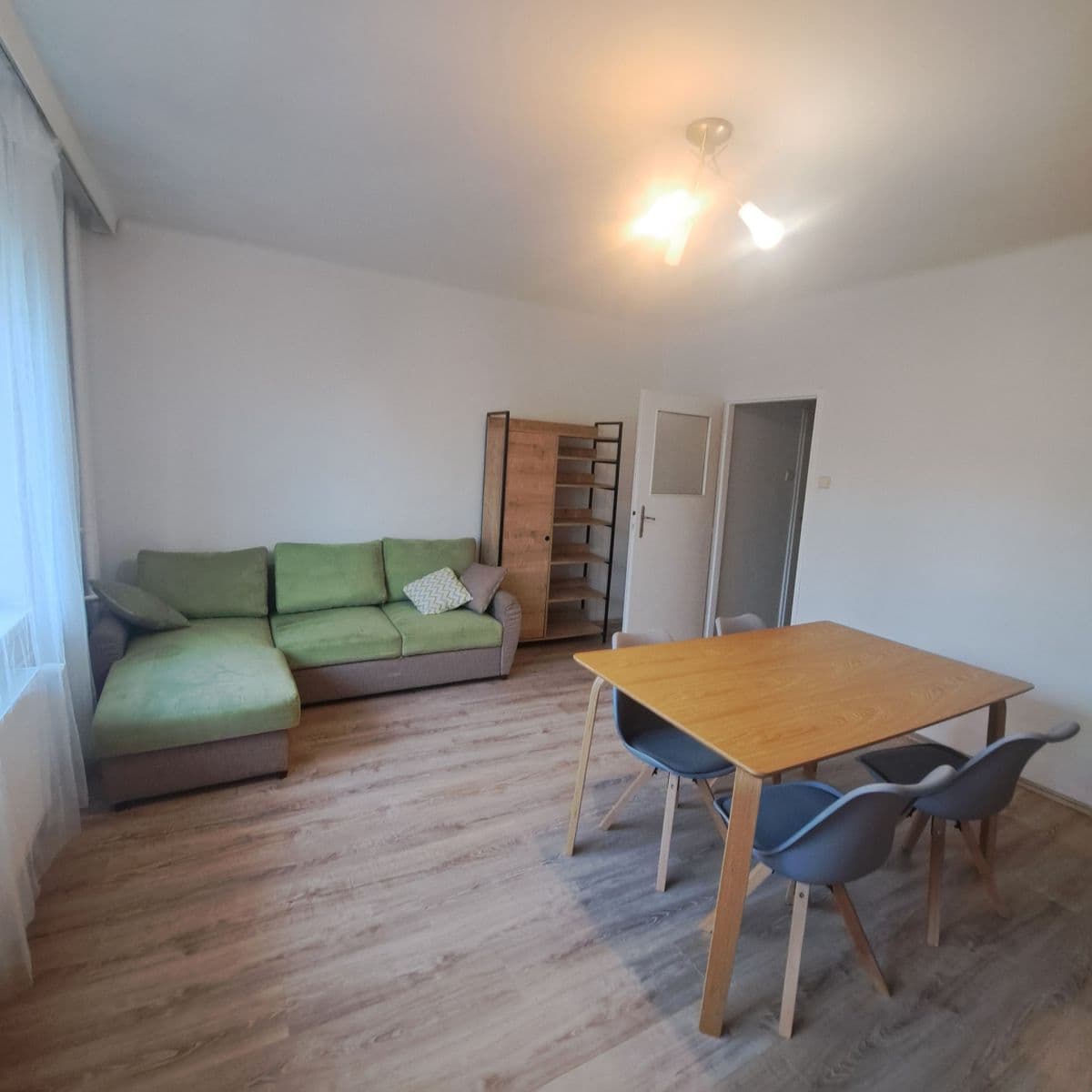 Prenájom bytu 2-izbový 40 m², Na Balkáně, Praha, Praha Prenájom bytu 2-izbový 40 m², Na Balkáně, Praha, Praha
