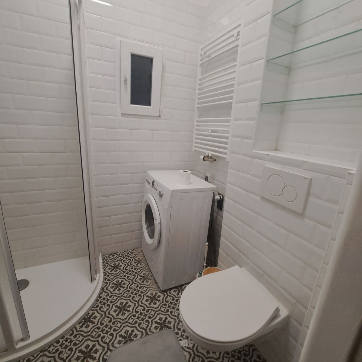 Prenájom bytu 2-izbový 40 m², Na Balkáně, Praha, Praha Prenájom bytu 2-izbový 40 m², Na Balkáně, Praha, Praha