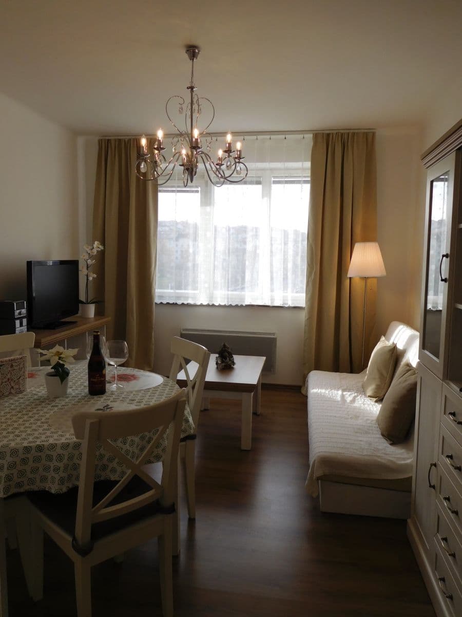 Prenájom bytu 2-izbový 54 m², Na Malovance, Praha, Praha Prenájom bytu 2-izbový 54 m², Na Malovance, Praha, Praha