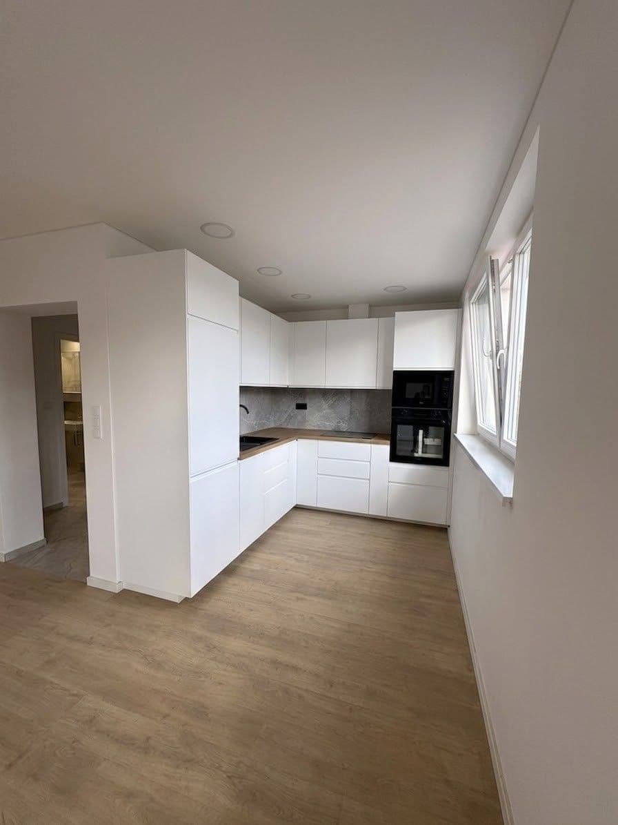 Prenájom bytu 2-izbový 50 m², Ohnivcova, Praha, Praha Prenájom bytu 2-izbový 50 m², Ohnivcova, Praha, Praha