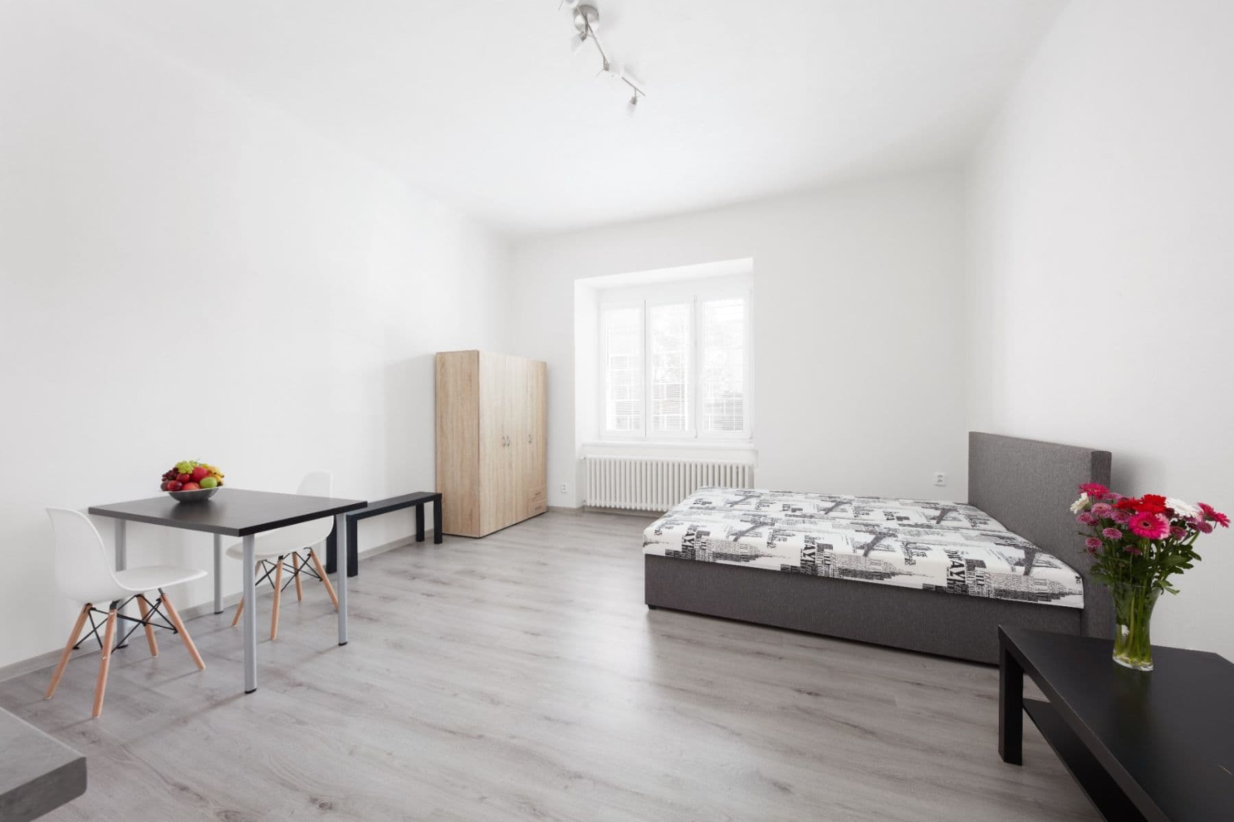 Prenájom bytu 1-izbový 32 m², U Skládky, Praha, Praha Prenájom bytu 1-izbový 32 m², U Skládky, Praha, Praha