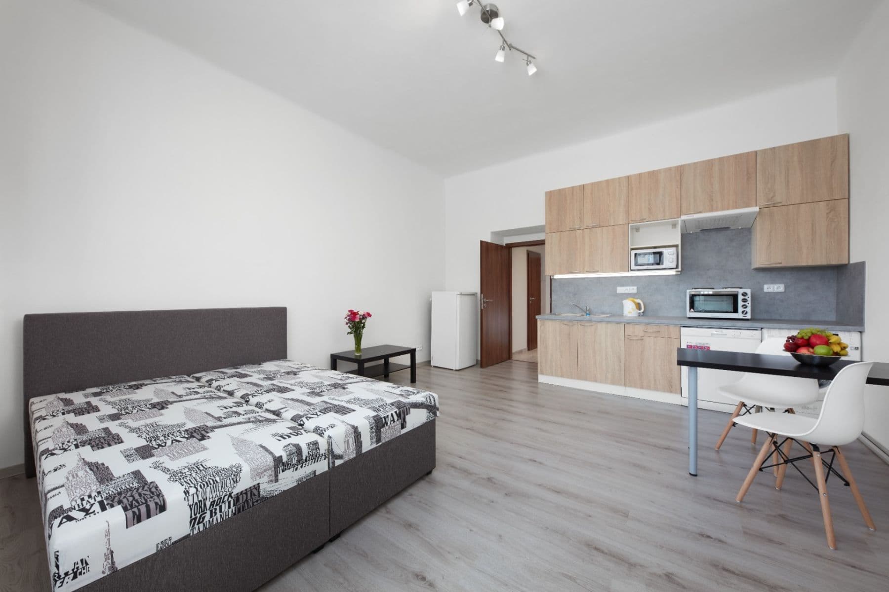 Prenájom bytu 1-izbový 32 m², U Skládky, Praha, Praha Prenájom bytu 1-izbový 32 m², U Skládky, Praha, Praha