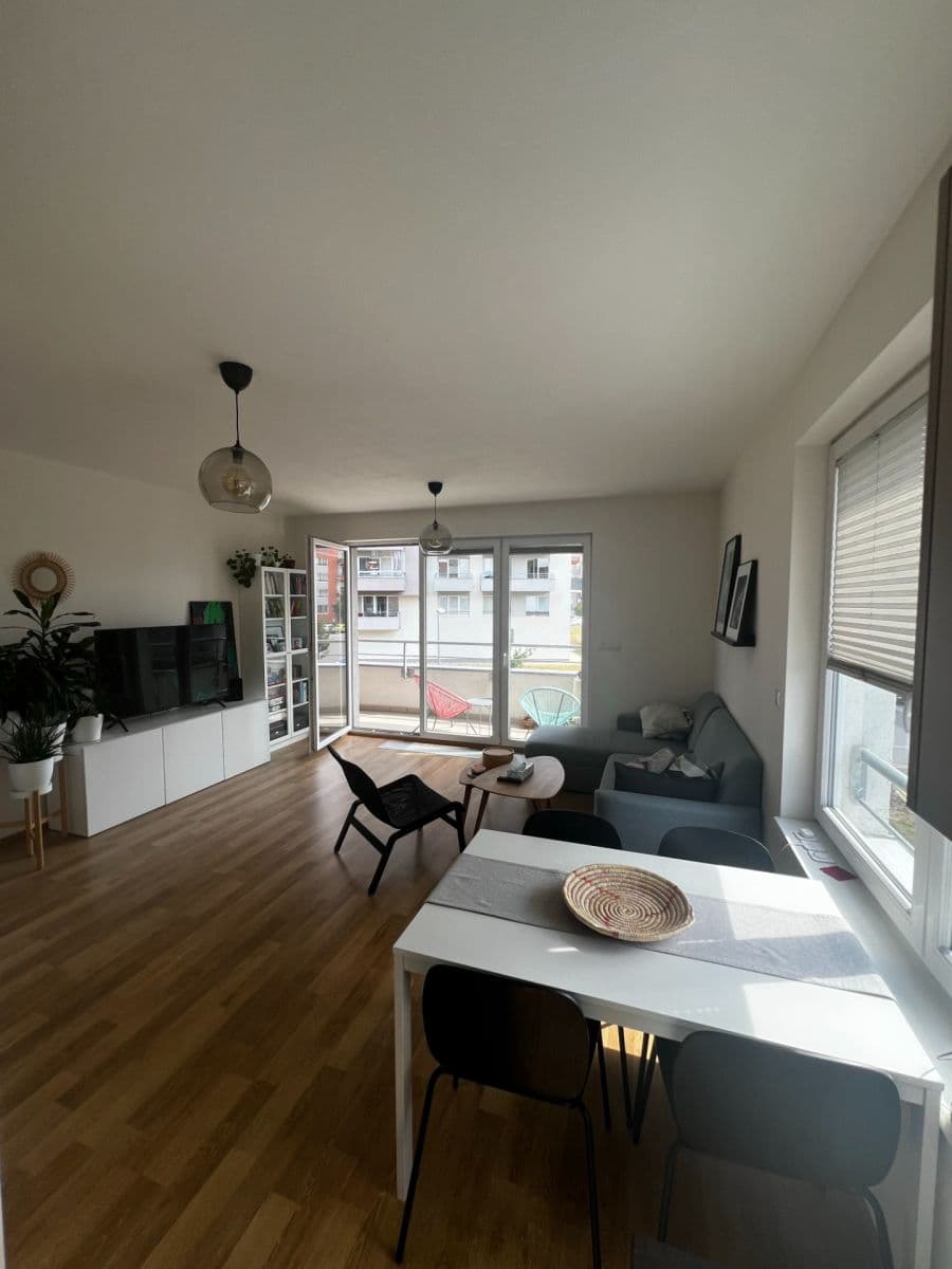 Prenájom bytu 2-izbový 52 m², Štanderova, Praha, Praha Prenájom bytu 2-izbový 52 m², Štanderova, Praha, Praha