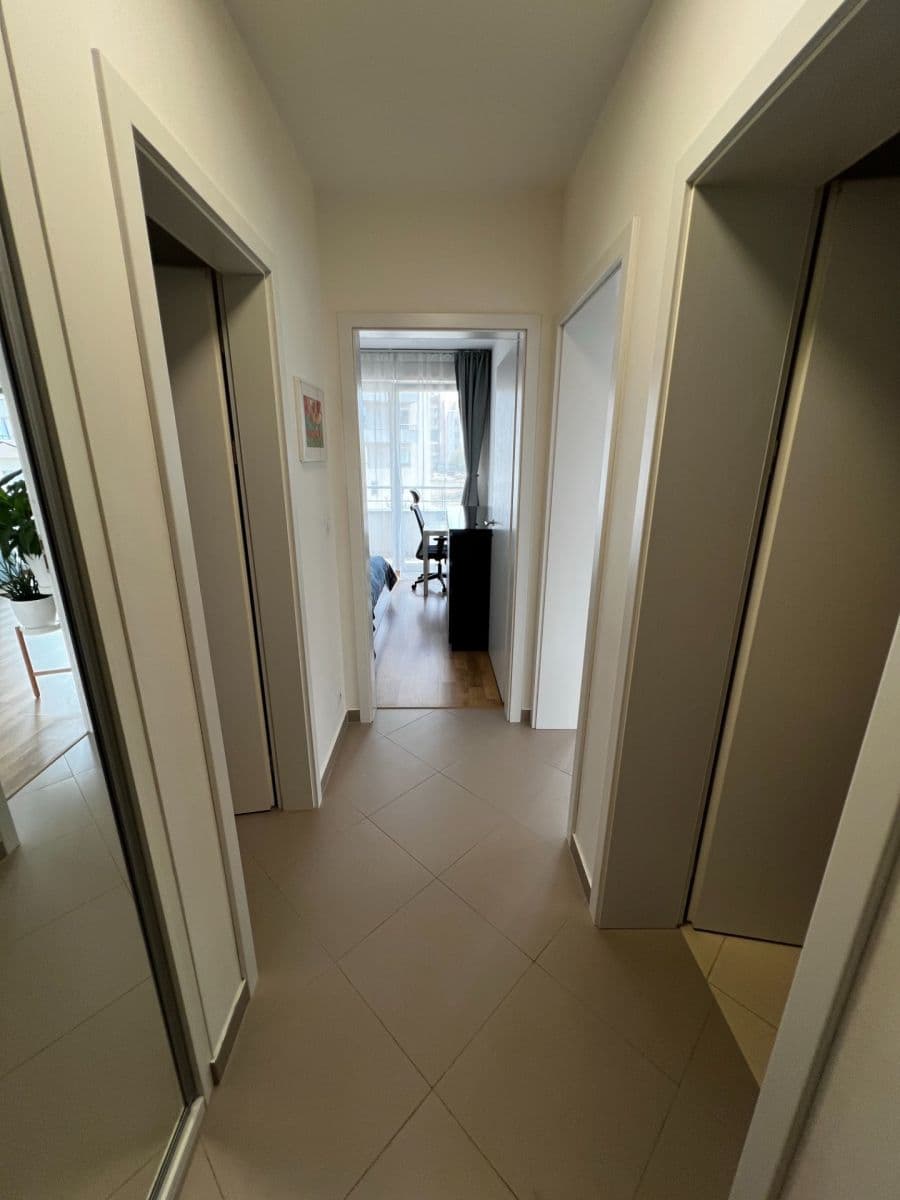 Prenájom bytu 2-izbový 52 m², Štanderova, Praha, Praha Prenájom bytu 2-izbový 52 m², Štanderova, Praha, Praha