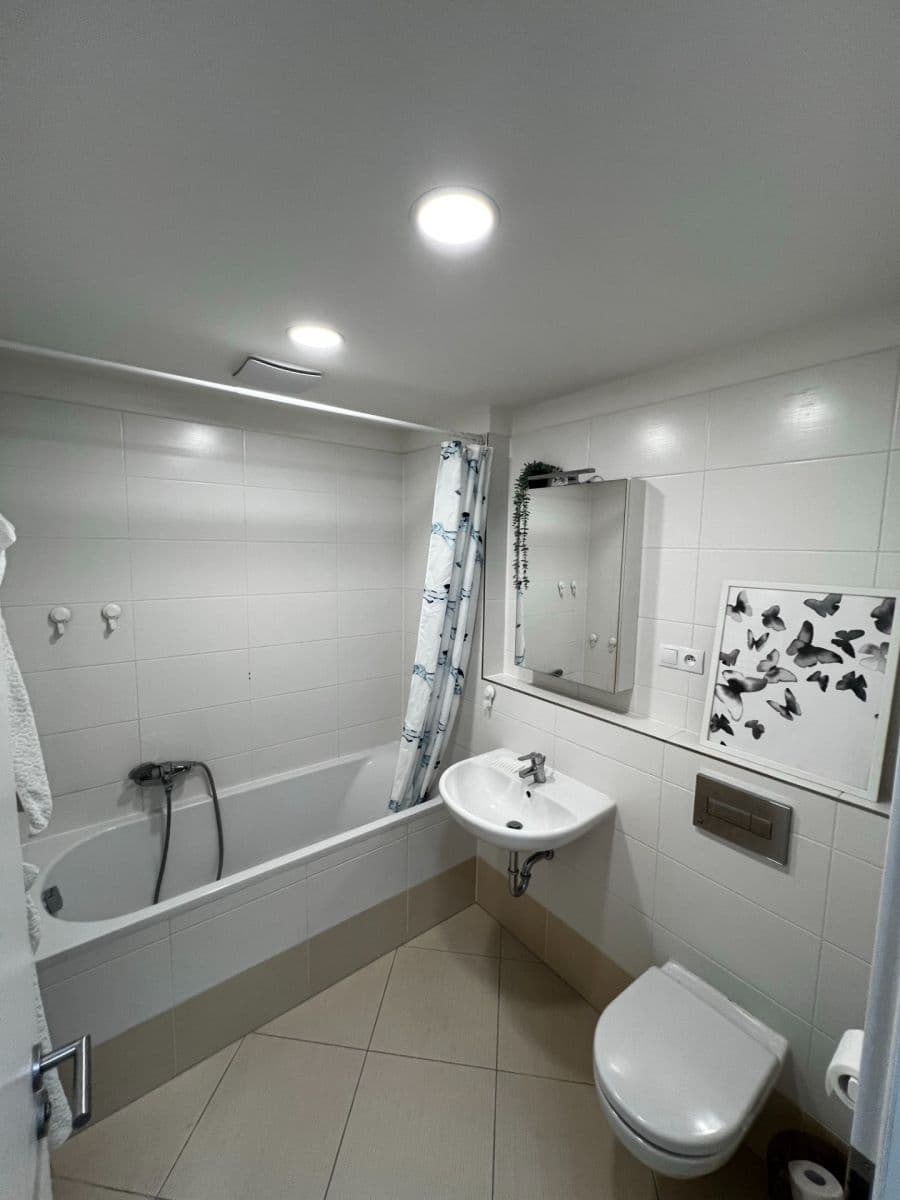 Prenájom bytu 2-izbový 52 m², Štanderova, Praha, Praha Prenájom bytu 2-izbový 52 m², Štanderova, Praha, Praha