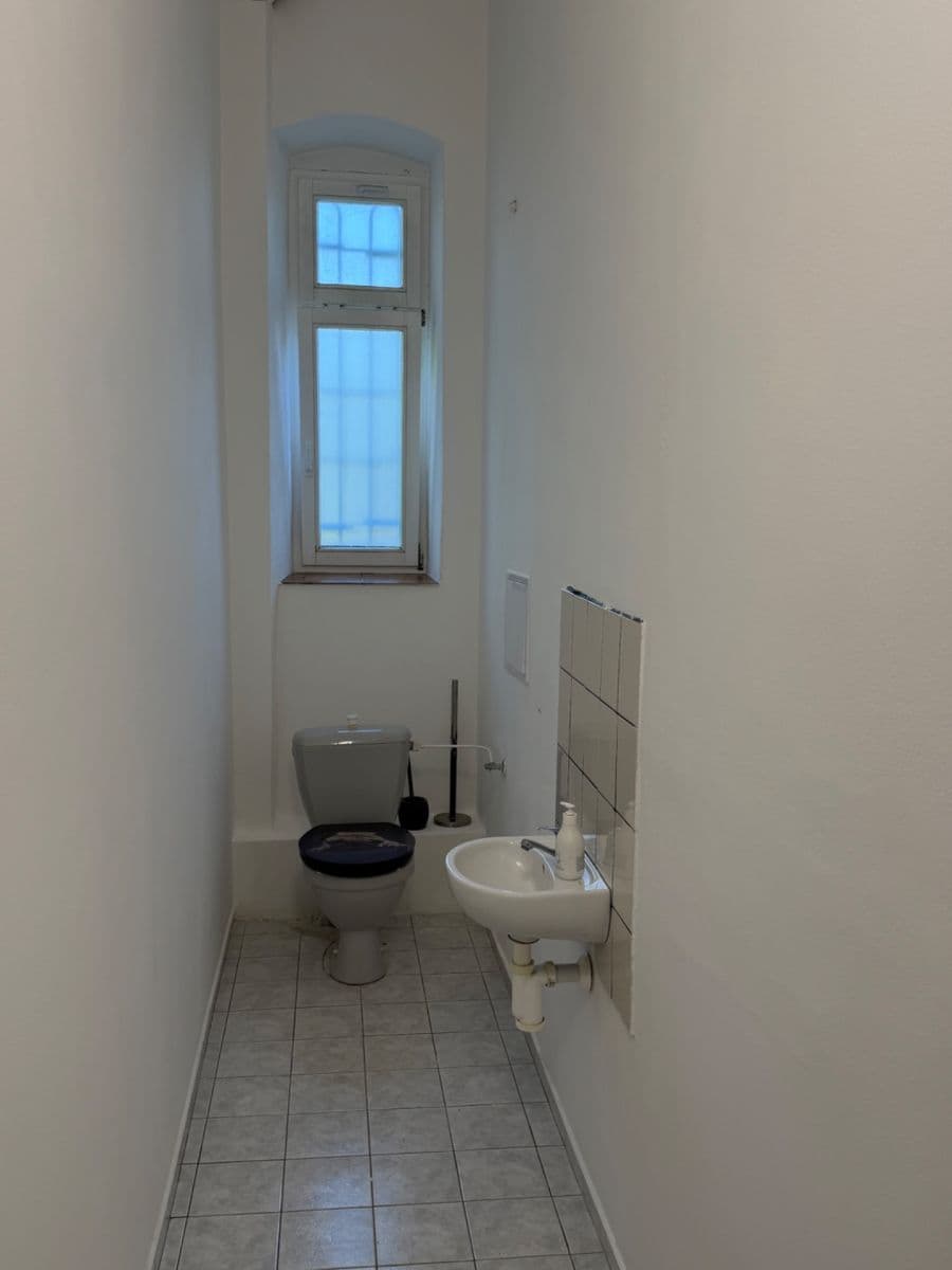 Prenájom bytu 4-izbový 119 m², 26. dubna, Cheb, Karlovarský kraj Prenájom bytu 4-izbový 119 m², 26. dubna, Cheb, Karlovarský kraj