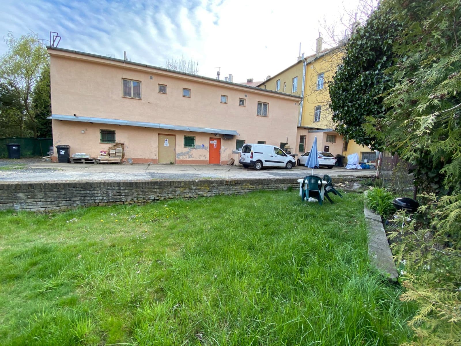 Prenájom bytu 4-izbový 119 m², 26. dubna, Cheb, Karlovarský kraj Prenájom bytu 4-izbový 119 m², 26. dubna, Cheb, Karlovarský kraj