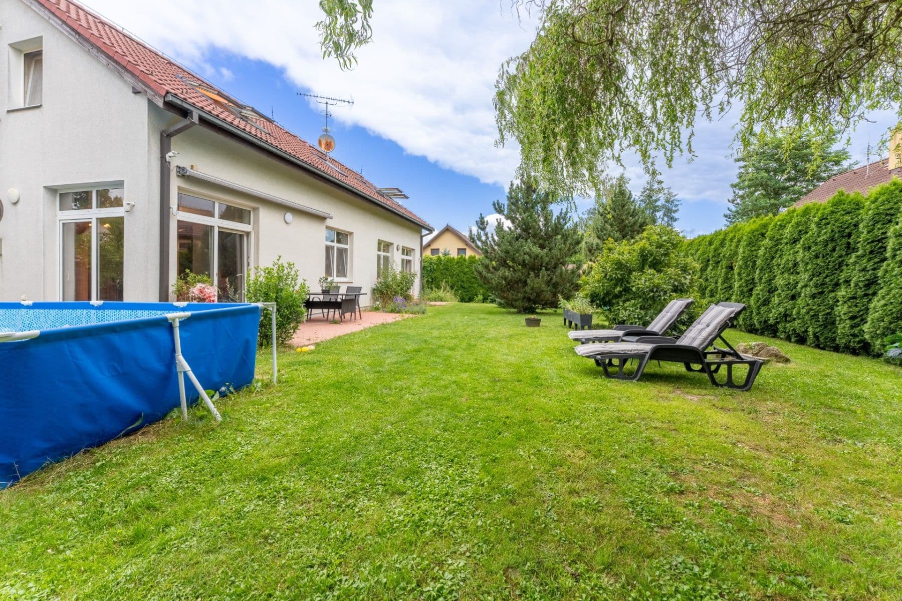 Predaj domu 158 m², pozemok 700 m², U Potoka, Mukařov, Středočeský kraj Predaj domu 158 m², pozemok 700 m², U Potoka, Mukařov, Středočeský kraj