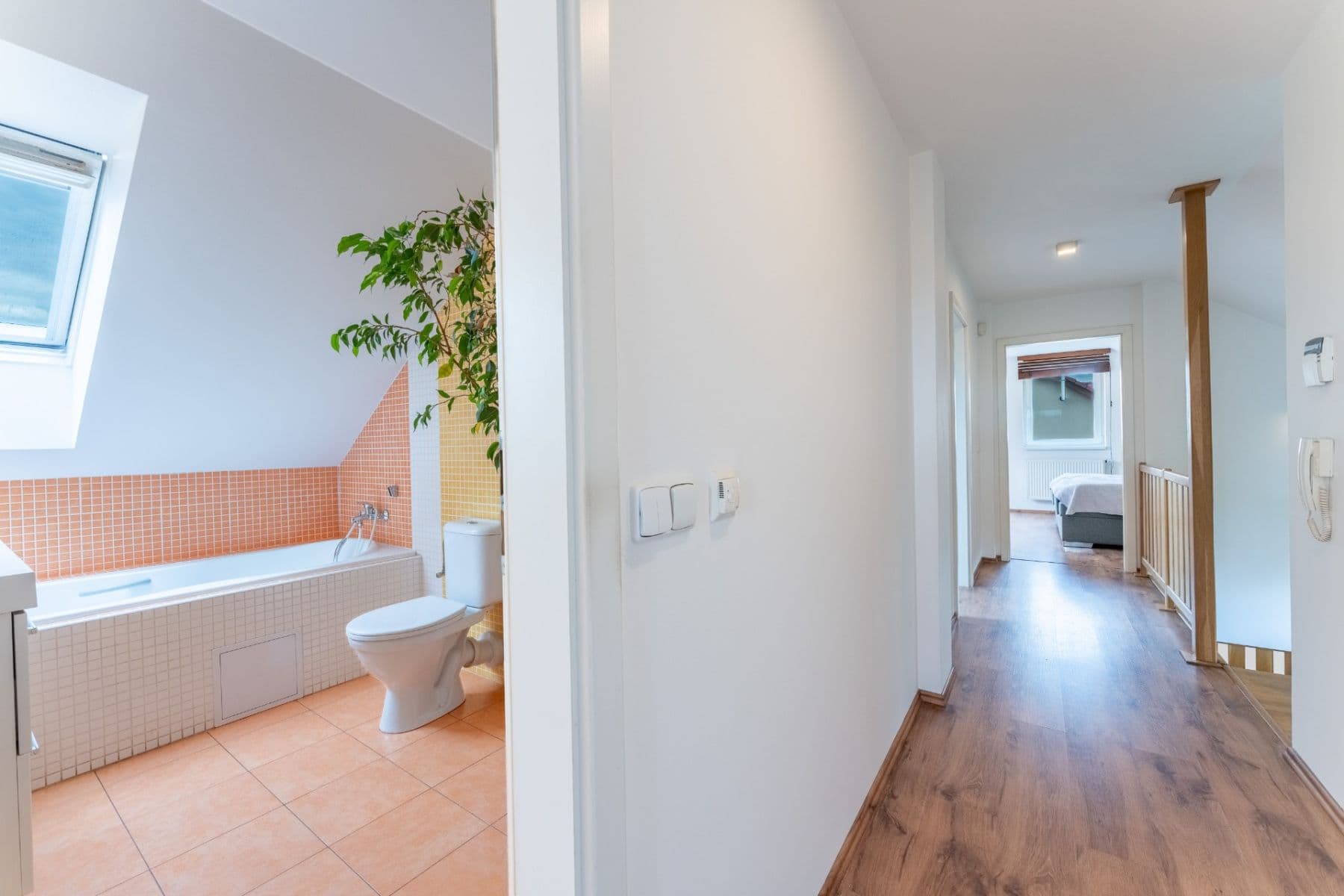 Predaj domu 158 m², pozemok 700 m², U Potoka, Mukařov, Středočeský kraj Predaj domu 158 m², pozemok 700 m², U Potoka, Mukařov, Středočeský kraj
