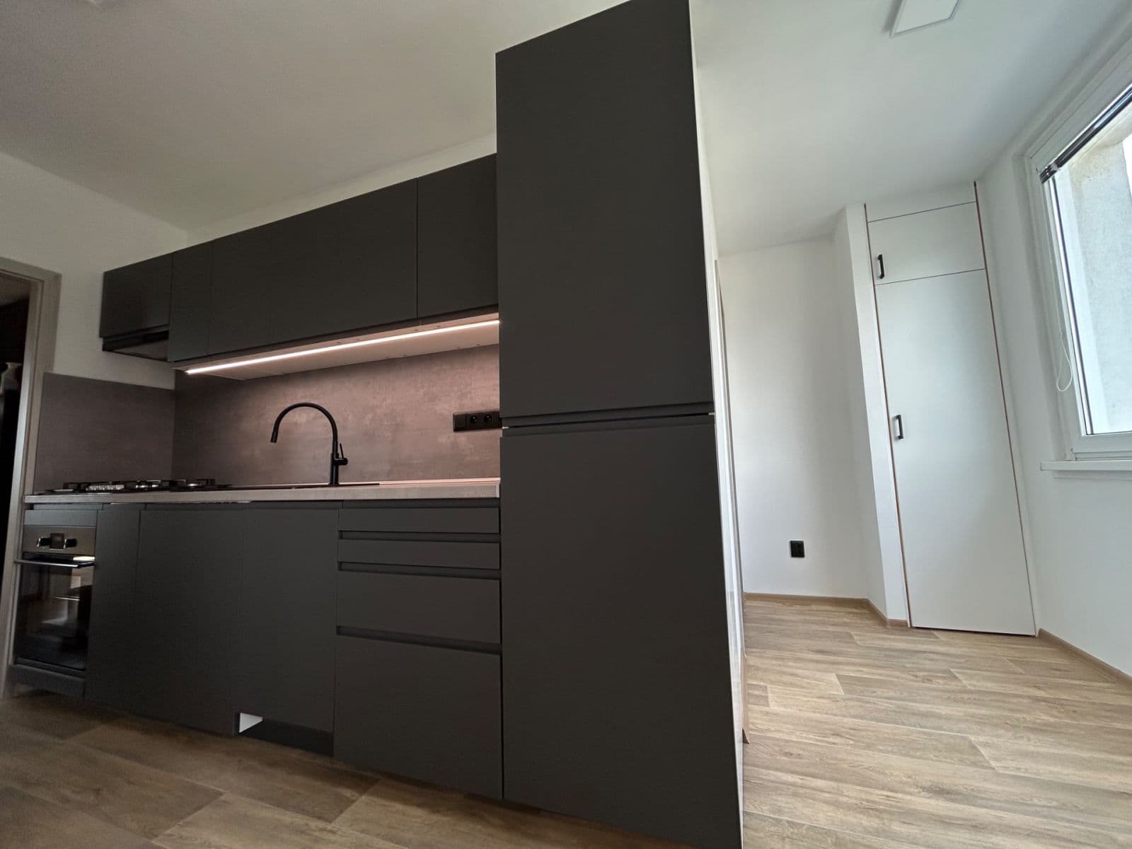 Prenájom bytu 3-izbový 79 m², Zahradní, Šumperk, Olomoucký kraj Prenájom bytu 3-izbový 79 m², Zahradní, Šumperk, Olomoucký kraj