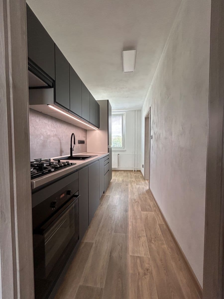 Prenájom bytu 3-izbový 79 m², Zahradní, Šumperk, Olomoucký kraj Prenájom bytu 3-izbový 79 m², Zahradní, Šumperk, Olomoucký kraj