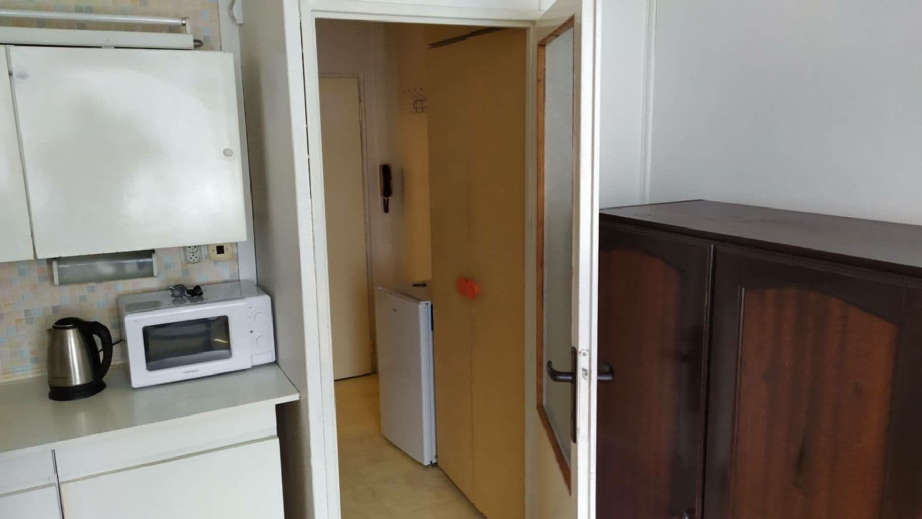 Prenájom bytu 1-izbový 22 m², Ladova, Ústí nad Labem, Ústecký kraj Prenájom bytu 1-izbový 22 m², Ladova, Ústí nad Labem, Ústecký kraj