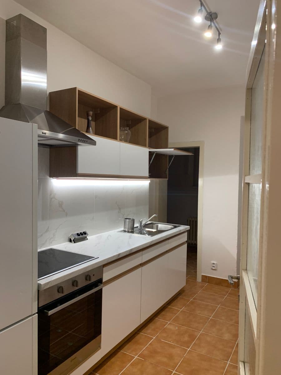 Prenájom bytu 3-izbový 84 m², Kounicova, Brno, Jihomoravský kraj Prenájom bytu 3-izbový 84 m², Kounicova, Brno, Jihomoravský kraj
