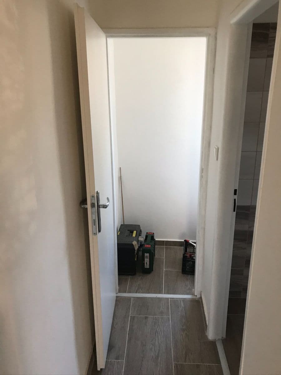Prenájom bytu 2-izbový 52 m², 5. května, Mníšek pod Brdy, Středočeský kraj Prenájom bytu 2-izbový 52 m², 5. května, Mníšek pod Brdy, Středočeský kraj