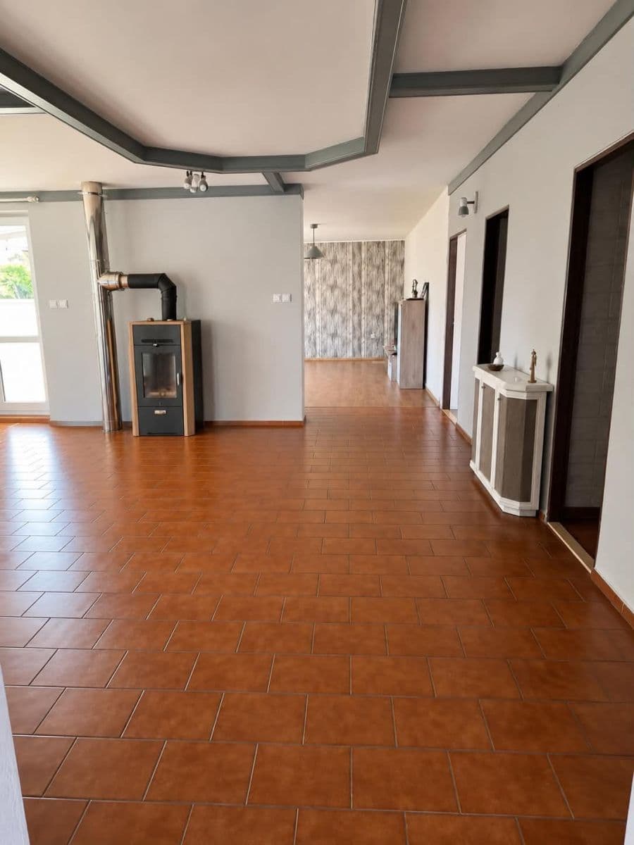 Predaj domu 191 m², pozemok 376 m², Zahradní, Prušánky, Jihomoravský kraj Predaj domu 191 m², pozemok 376 m², Zahradní, Prušánky, Jihomoravský kraj