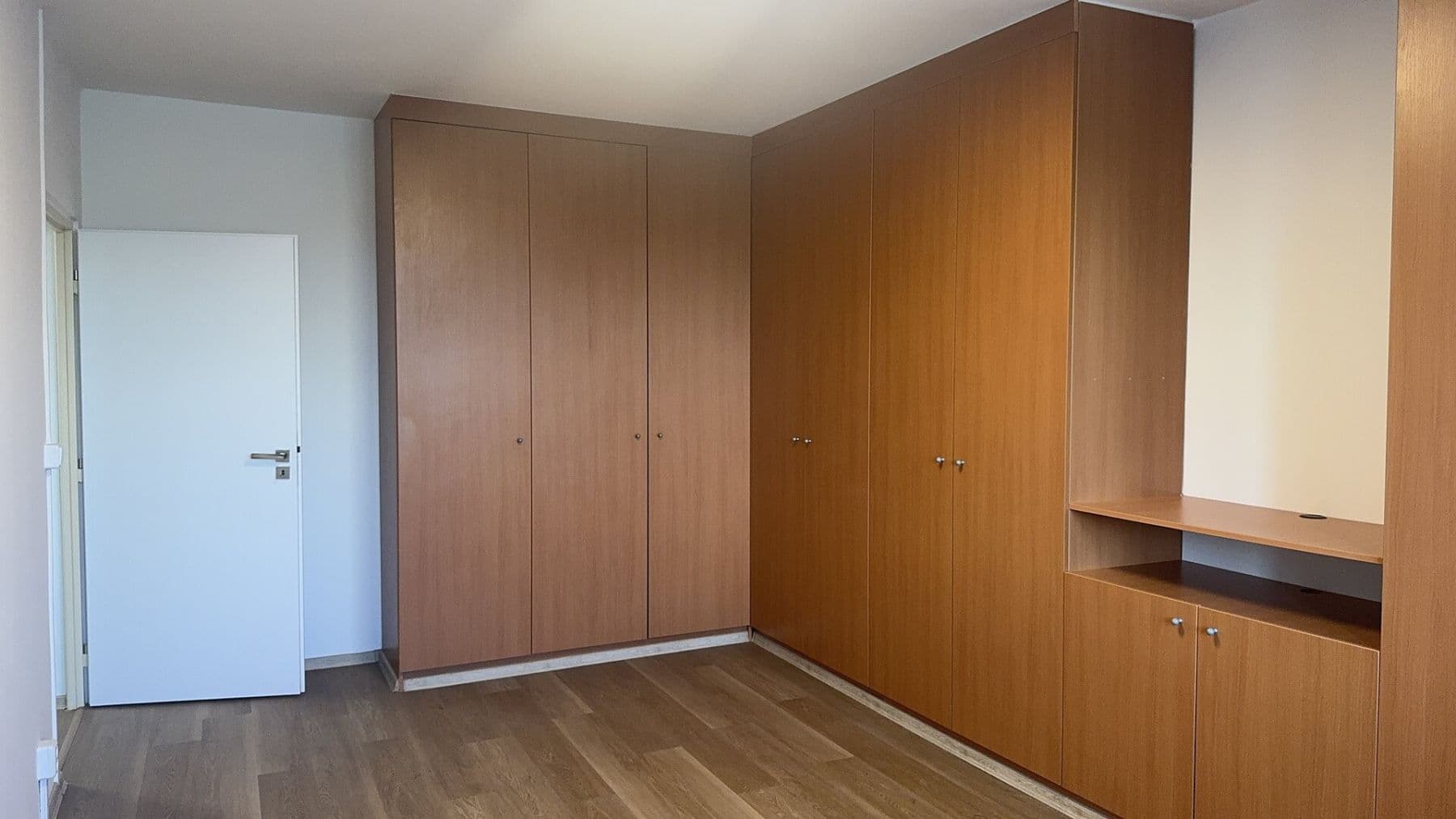 Prenájom bytu 3-izbový 84 m², Roháčova, Český Brod, Středočeský kraj Prenájom bytu 3-izbový 84 m², Roháčova, Český Brod, Středočeský kraj
