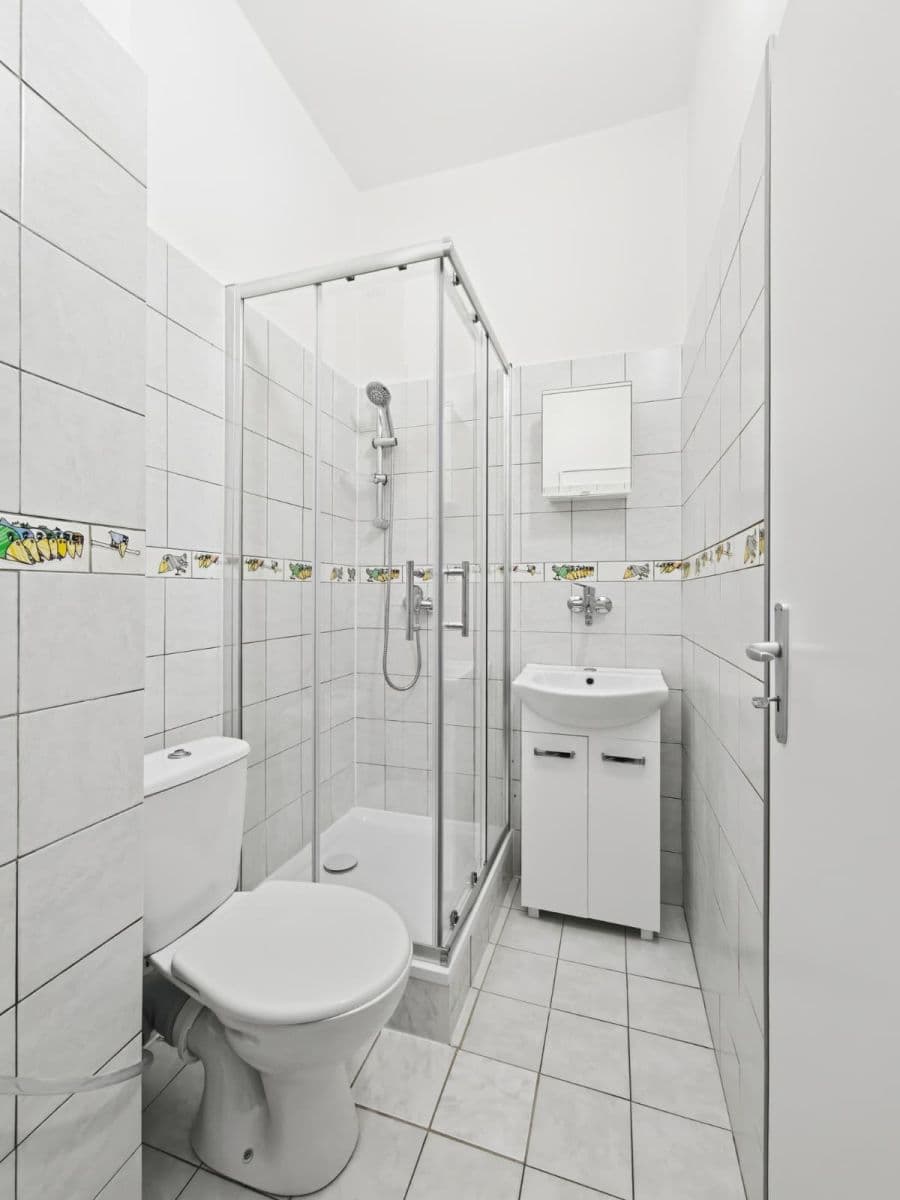 Predaj bytu 1-izbový 34 m², Vrchlického náměstí, Rakovník, Středočeský kraj Predaj bytu 1-izbový 34 m², Vrchlického náměstí, Rakovník, Středočeský kraj