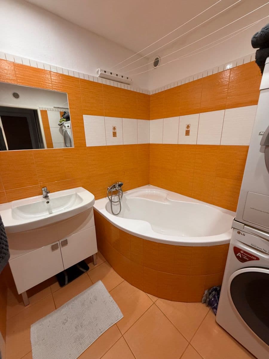 Predaj bytu 3-izbový 65 m², Pavlovova, Ostrava, Moravskoslezský kraj Predaj bytu 3-izbový 65 m², Pavlovova, Ostrava, Moravskoslezský kraj