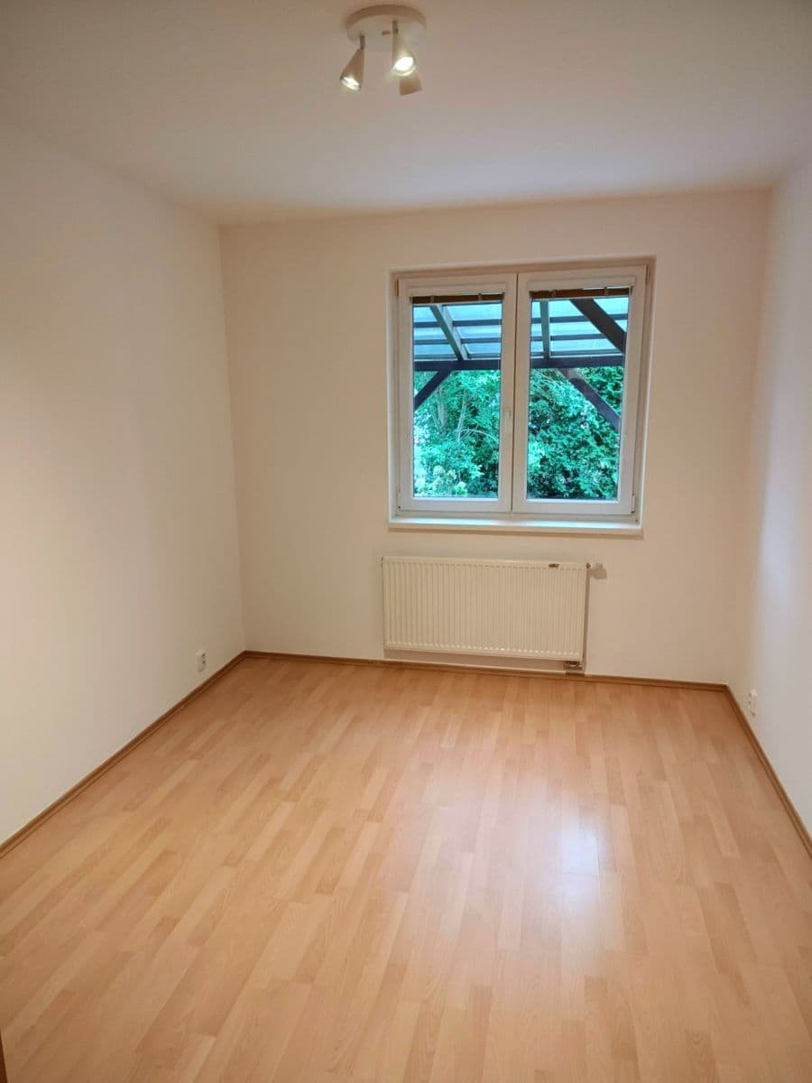 Prenájom bytu 2-izbový 53 m², Lysolajská, Horoměřice, Středočeský kraj Prenájom bytu 2-izbový 53 m², Lysolajská, Horoměřice, Středočeský kraj