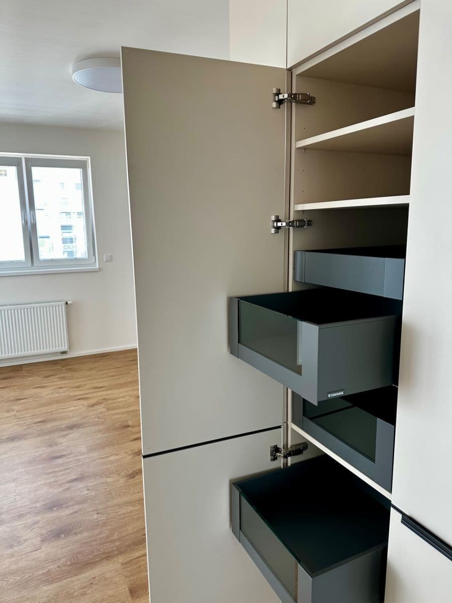 Prenájom bytu 2-izbový 64 m², Gerstelova, Praha, Praha Prenájom bytu 2-izbový 64 m², Gerstelova, Praha, Praha