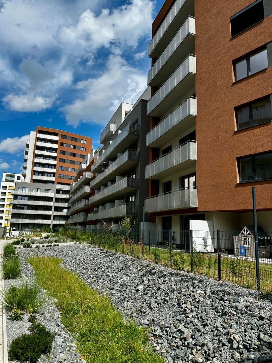 Prenájom bytu 2-izbový 64 m², Gerstelova, Praha, Praha Prenájom bytu 2-izbový 64 m², Gerstelova, Praha, Praha