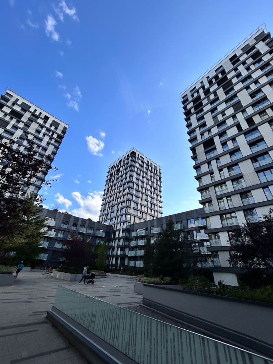 Prenájom bytu Garsoniéra 35 m², Olšanská, Praha, Praha Prenájom bytu Garsoniéra 35 m², Olšanská, Praha, Praha