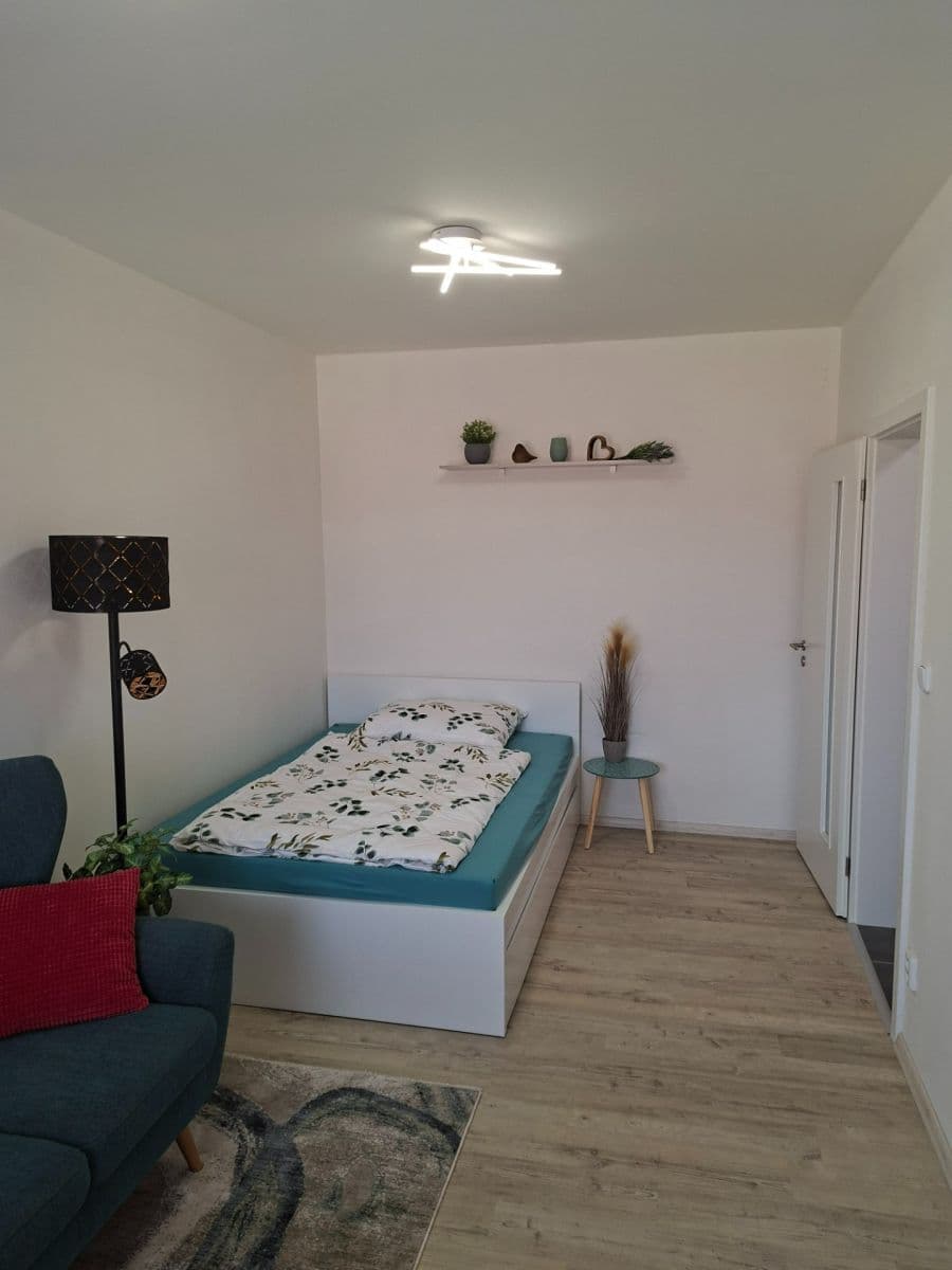 Prenájom bytu 1-izbový 33 m², Dělnická, Čelákovice, Středočeský kraj Prenájom bytu 1-izbový 33 m², Dělnická, Čelákovice, Středočeský kraj