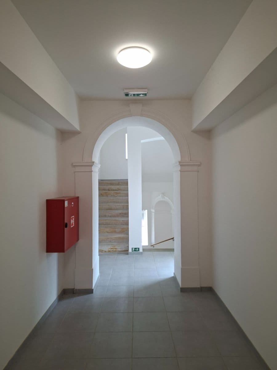 Prenájom bytu 1-izbový 33 m², Dělnická, Čelákovice, Středočeský kraj Prenájom bytu 1-izbový 33 m², Dělnická, Čelákovice, Středočeský kraj