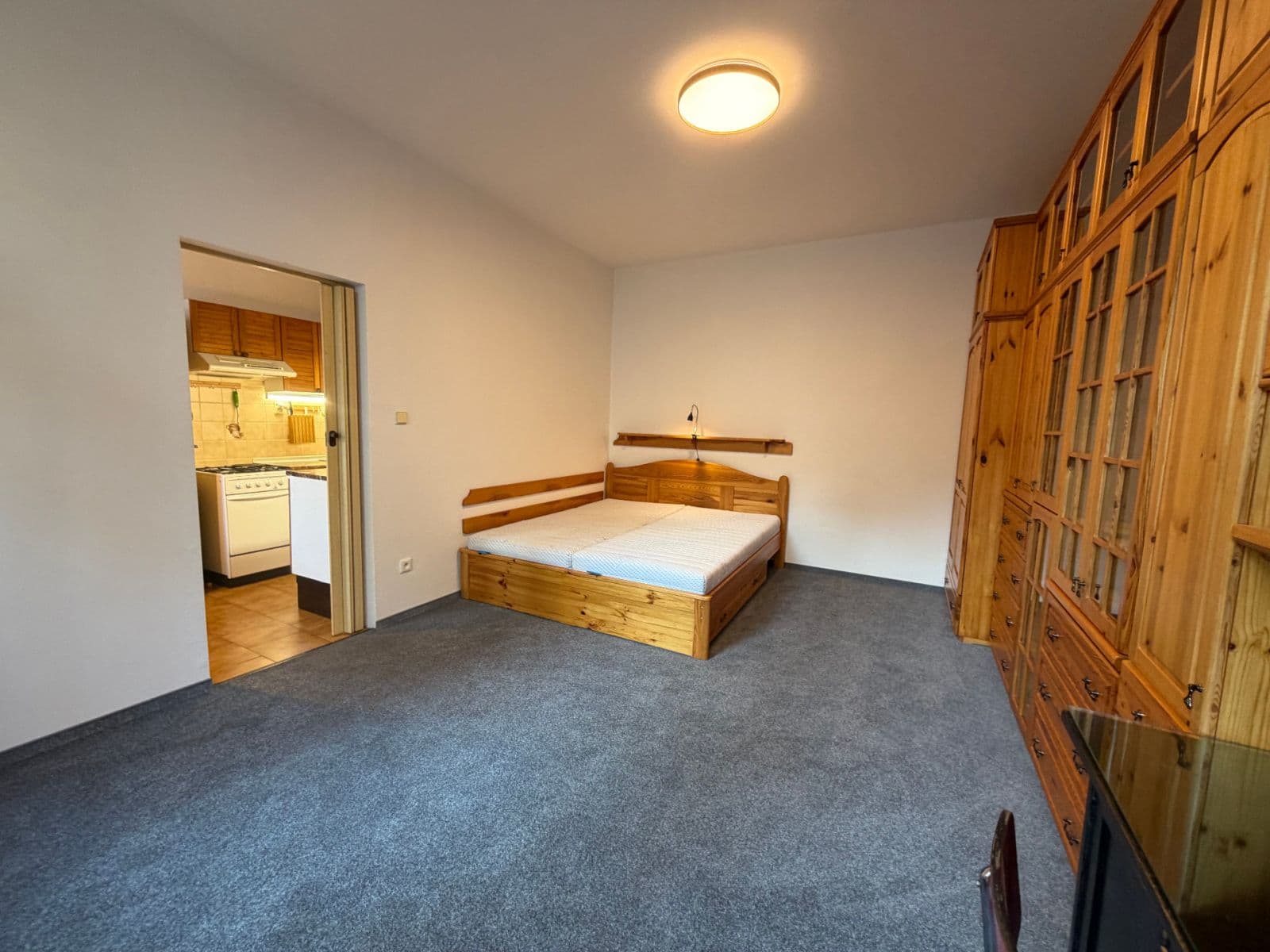 Prenájom bytu 1-izbový 29 m², Sokolovská, Praha, Praha Prenájom bytu 1-izbový 29 m², Sokolovská, Praha, Praha