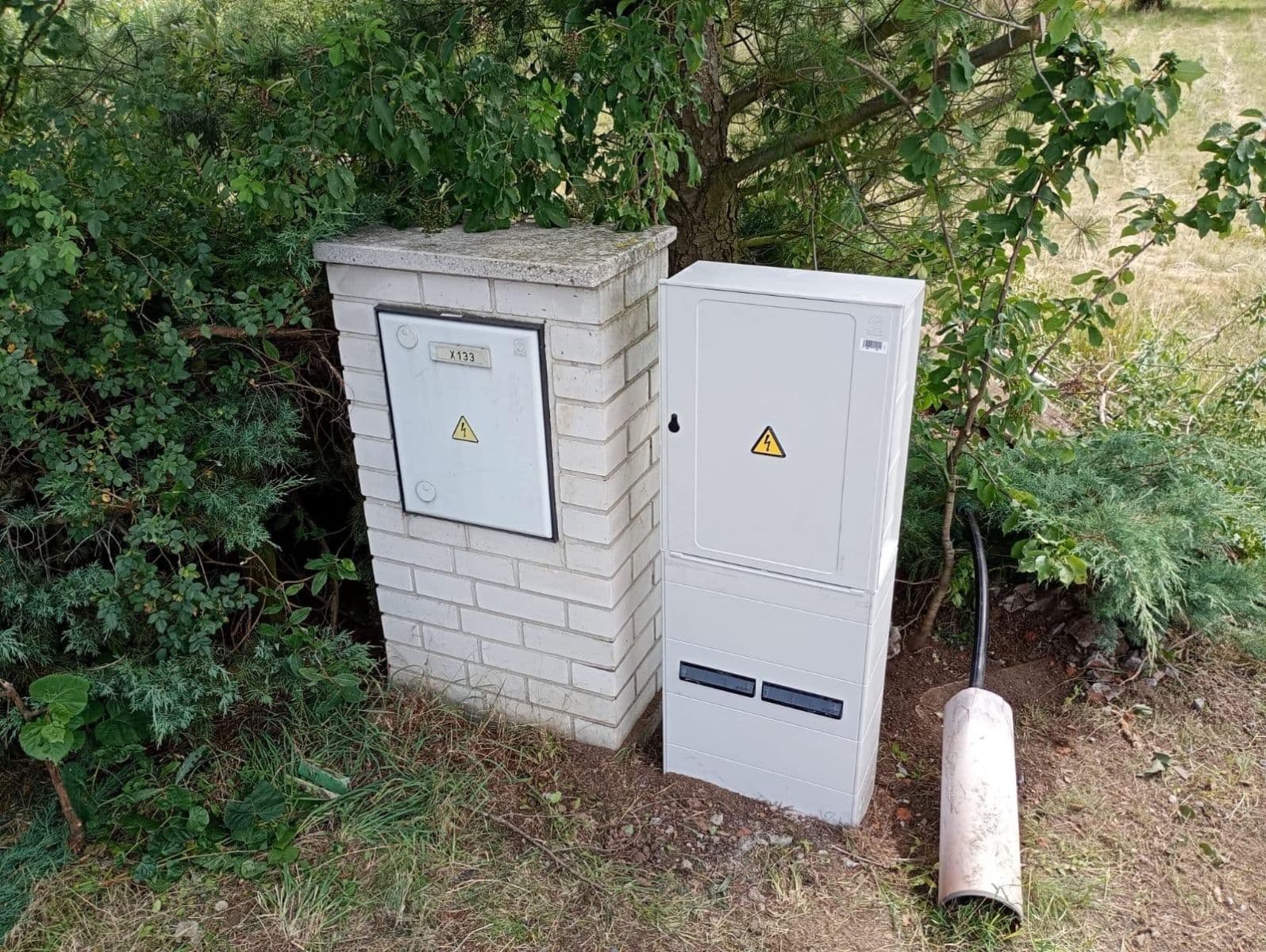 Predaj pozemku 2.439 m², Bykoš, Středočeský kraj Predaj pozemku 2.439 m², Bykoš, Středočeský kraj