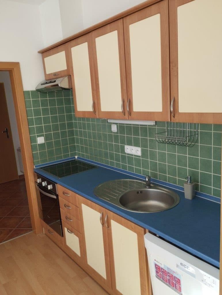 Prenájom bytu 1-izbový 50 m², Lípová, Liberec, Liberecký kraj Prenájom bytu 1-izbový 50 m², Lípová, Liberec, Liberecký kraj