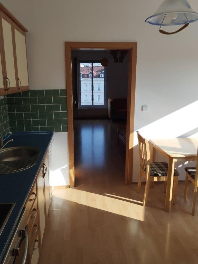 Prenájom bytu 1-izbový 50 m², Lípová, Liberec, Liberecký kraj Prenájom bytu 1-izbový 50 m², Lípová, Liberec, Liberecký kraj