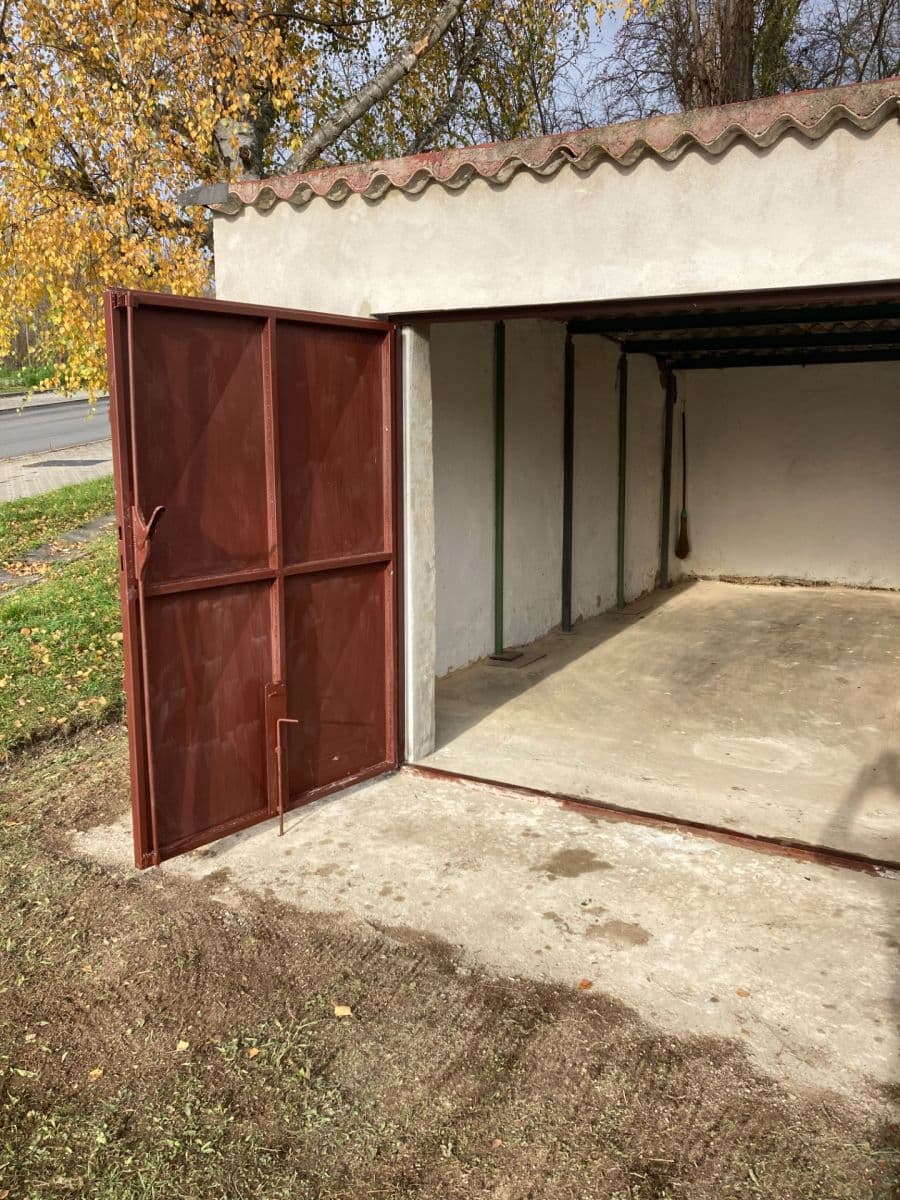 Predaj garáže 23 m², Plzeň, Plzeňský kraj Predaj garáže 23 m², Plzeň, Plzeňský kraj