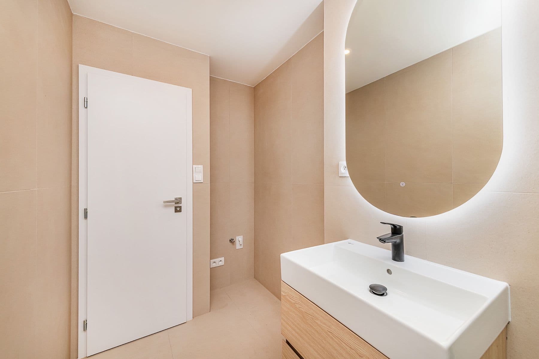 Predaj bytu 2-izbový 41 m², Jakutská, Praha, Praha Predaj bytu 2-izbový 41 m², Jakutská, Praha, Praha