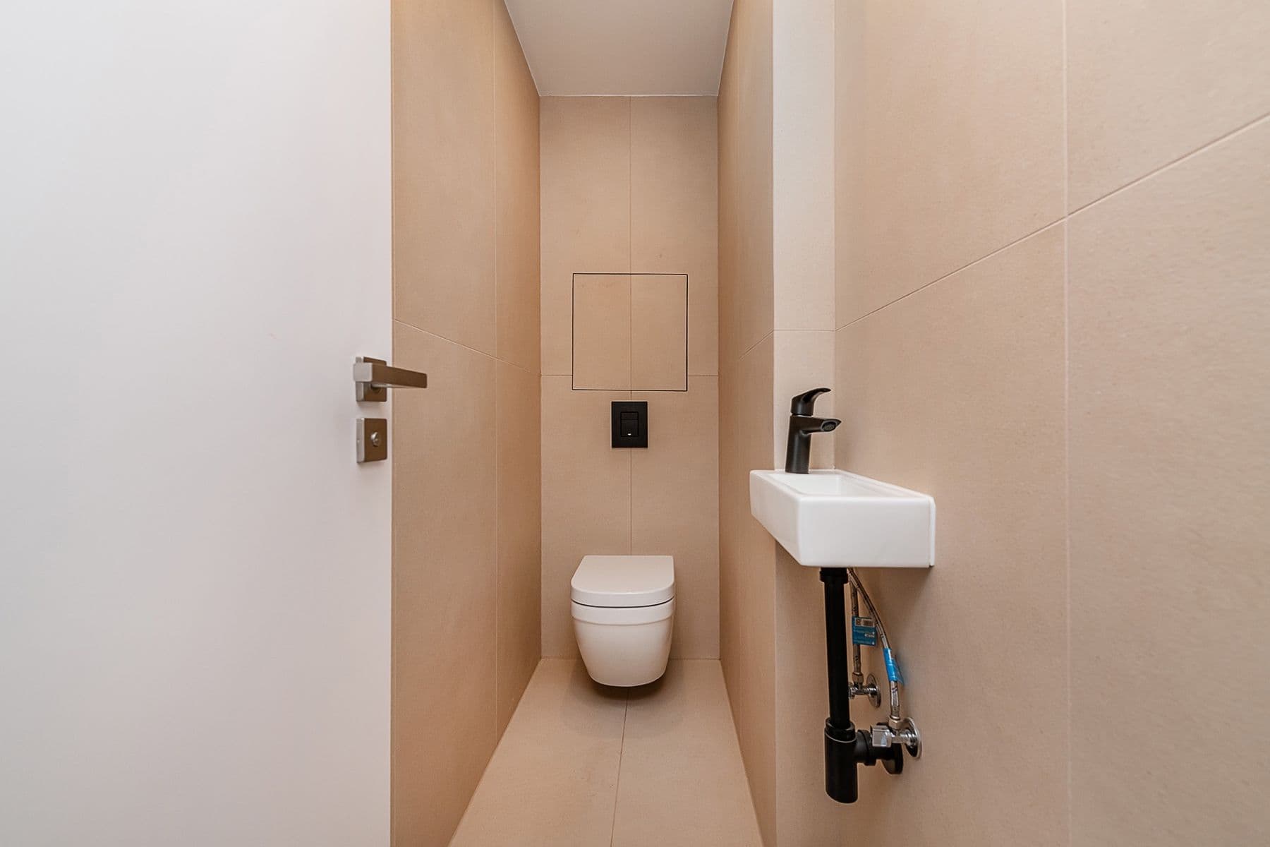 Predaj bytu 2-izbový 41 m², Jakutská, Praha, Praha Predaj bytu 2-izbový 41 m², Jakutská, Praha, Praha