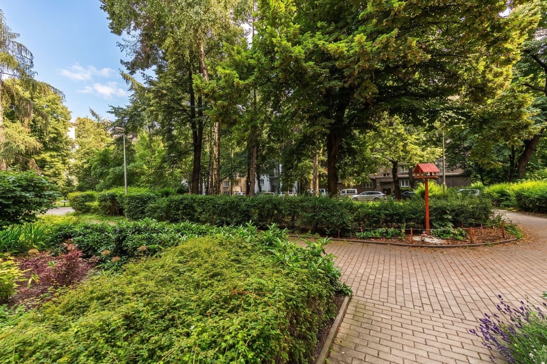 Predaj bytu 2-izbový 41 m², Jakutská, Praha, Praha Predaj bytu 2-izbový 41 m², Jakutská, Praha, Praha