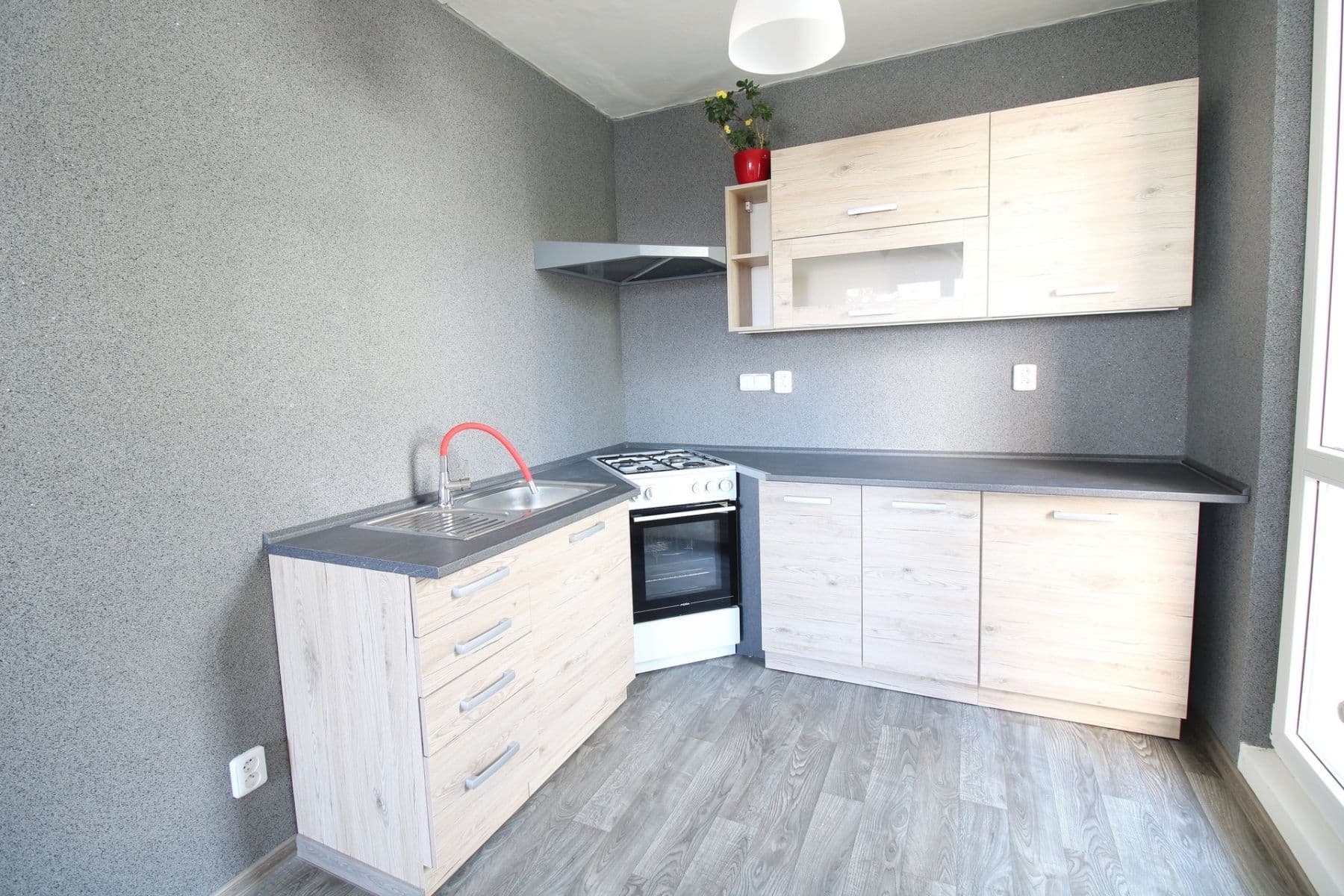 Prenájom bytu 2-izbový 40 m², Vitry, Kladno, Středočeský kraj Prenájom bytu 2-izbový 40 m², Vitry, Kladno, Středočeský kraj