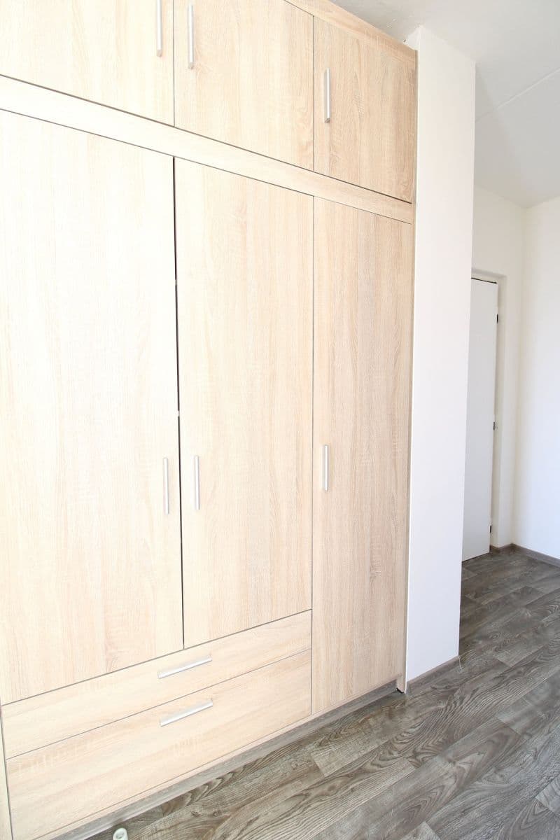 Prenájom bytu 2-izbový 40 m², Vitry, Kladno, Středočeský kraj Prenájom bytu 2-izbový 40 m², Vitry, Kladno, Středočeský kraj