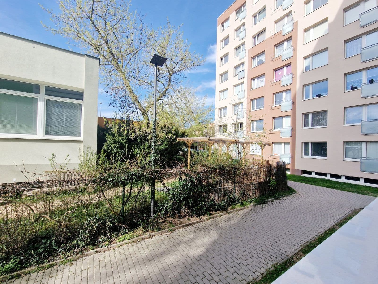 Prenájom bytu 2-izbový 40 m², Vitry, Kladno, Středočeský kraj Prenájom bytu 2-izbový 40 m², Vitry, Kladno, Středočeský kraj