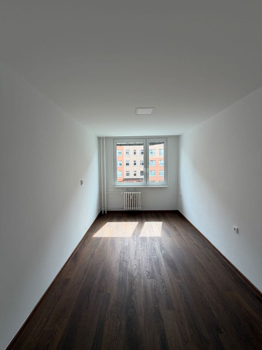Prenájom bytu 2-izbový 45 m², Mádrova, Praha, Praha Prenájom bytu 2-izbový 45 m², Mádrova, Praha, Praha
