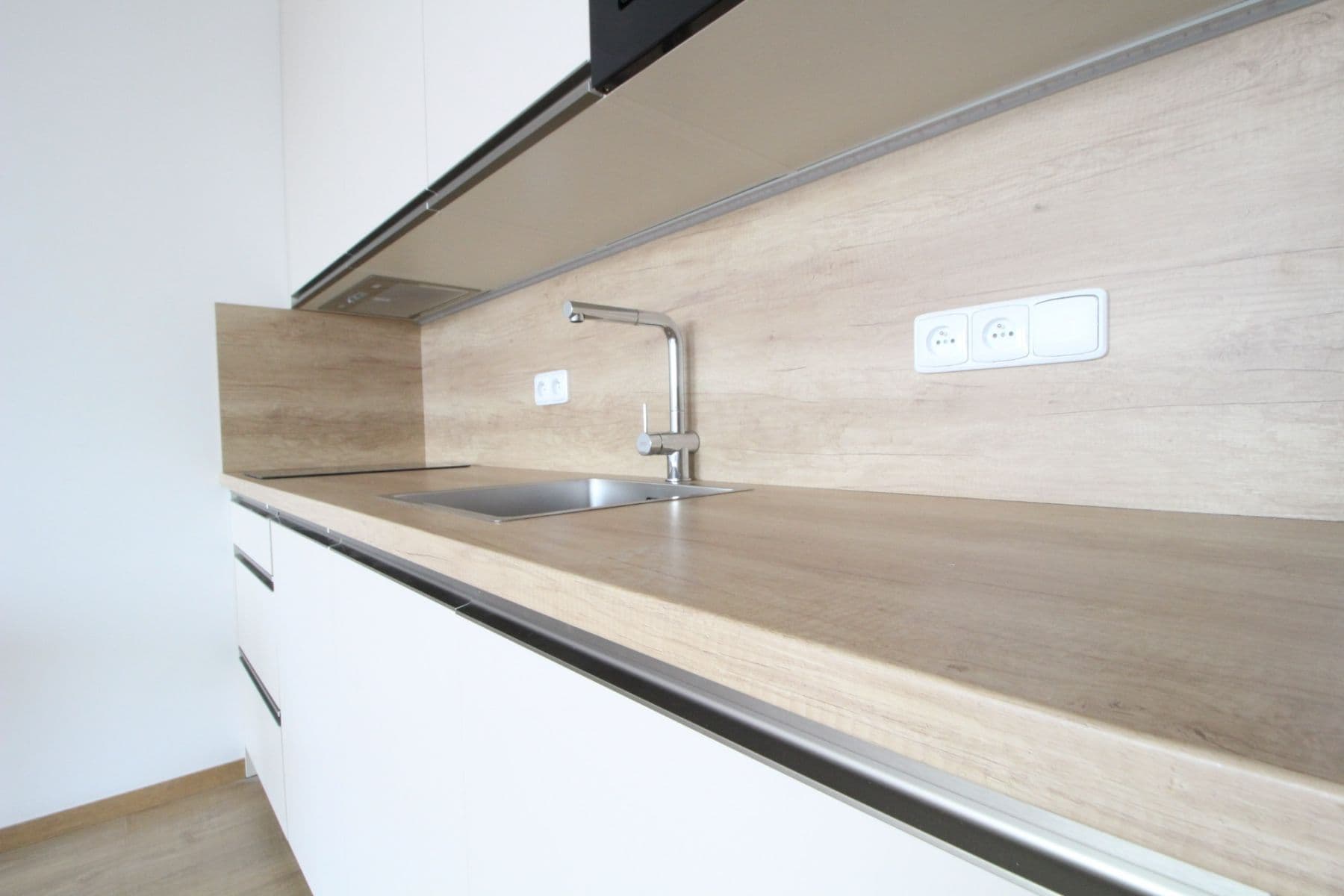 Prenájom bytu 1-izbový 60 m², Františka Jansy, Praha, Praha Prenájom bytu 1-izbový 60 m², Františka Jansy, Praha, Praha