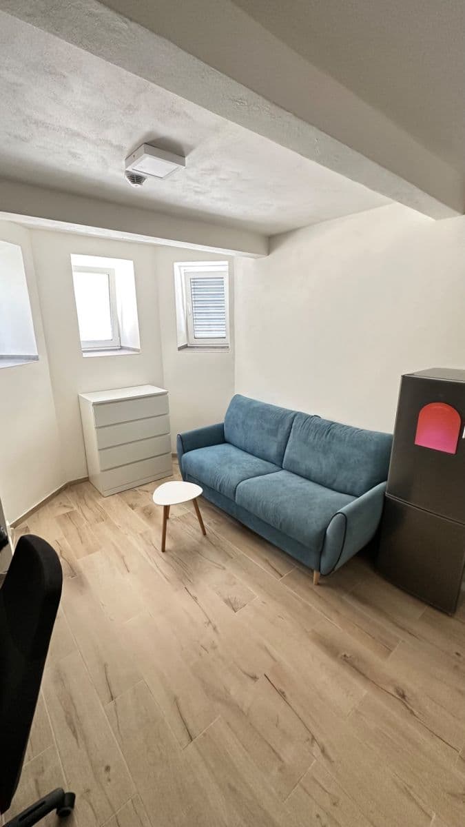 Prenájom bytu Garsoniéra 17 m², U Vysočanského pivovaru, Praha, Praha Prenájom bytu Garsoniéra 17 m², U Vysočanského pivovaru, Praha, Praha